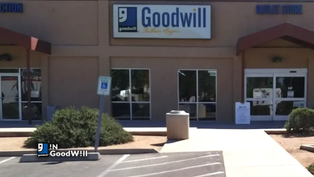 Goodwill Outlet Nogales