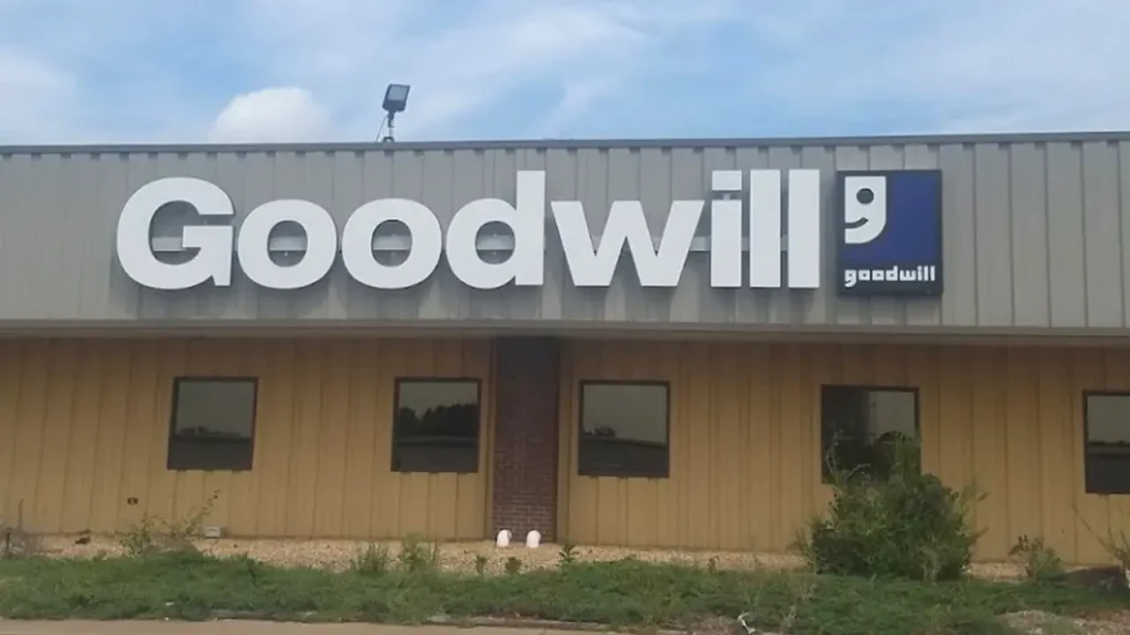 Goodwill Outlet Rogers