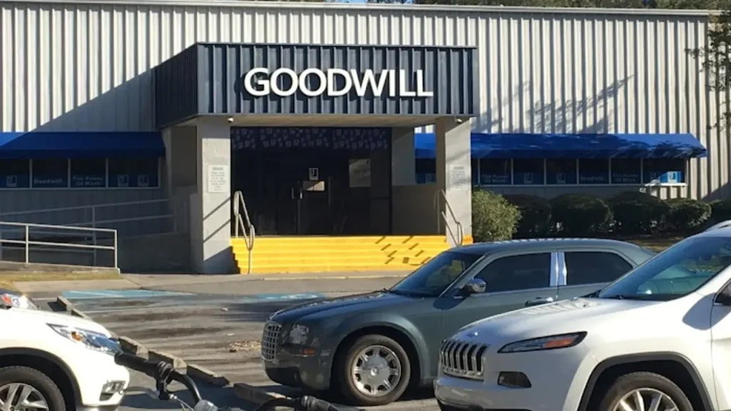 Goodwill Outlet Savannah Store